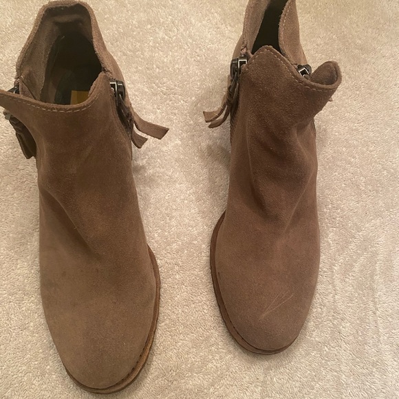 Dolce Vita suede ankle boots - Picture 13 of 13